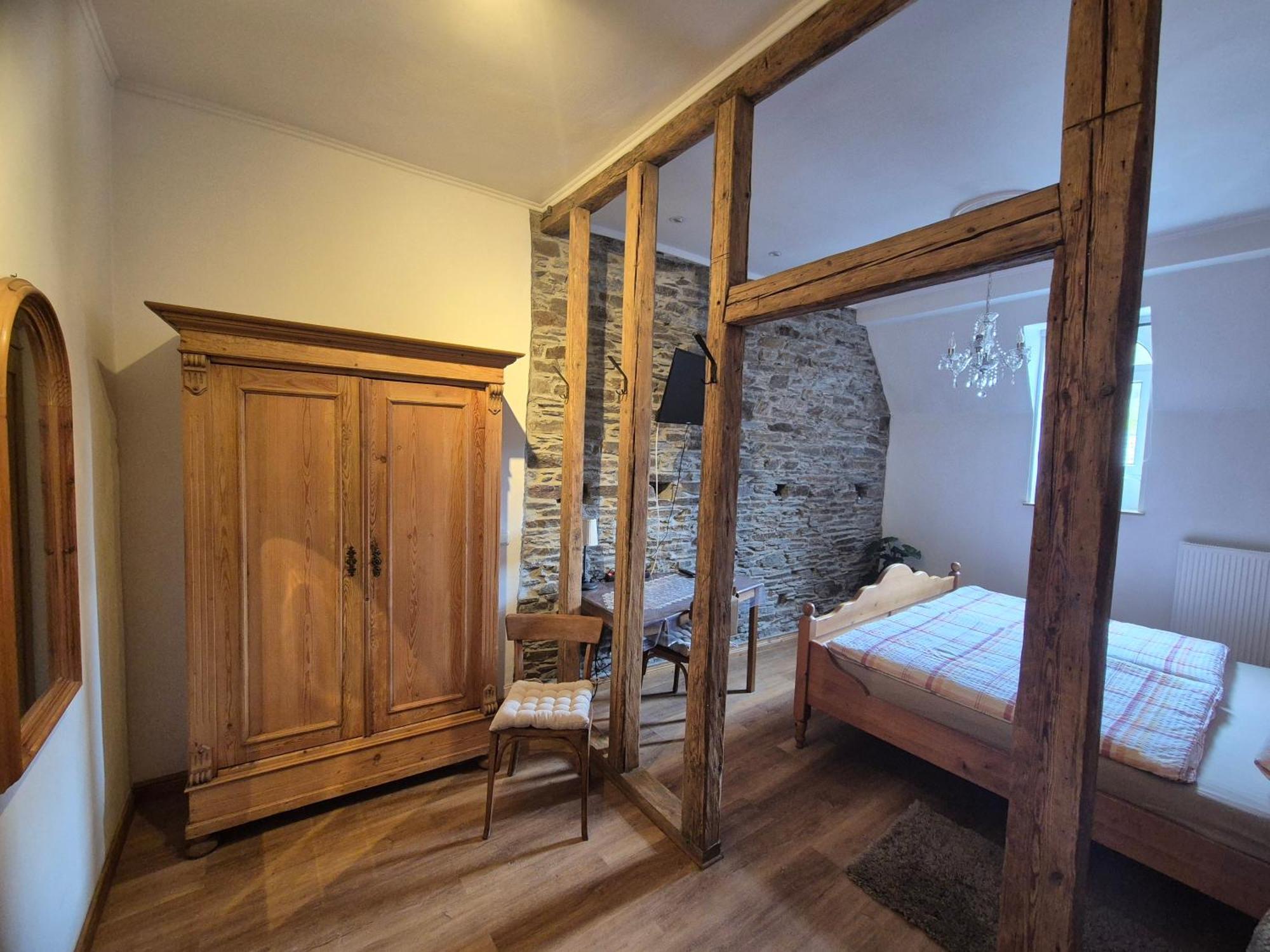 شقة Ehemaliges Winzerhaus كوتشيم الغرفة الصورة